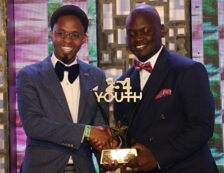 Award Ceremony with David Osiany,Kenyan Deputy Minister (Chief Administrative Secretary), Ministry of Industrialization, Trade.